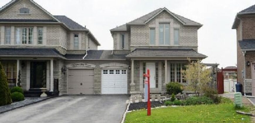 24 Dolphin Song Cres,  Brampton