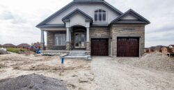 33 W.Dykie Crt E, Bradford, West Gwillimbury, Ontario, L3Z 0Y2