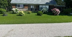 3 bedroom detached house close to Shelburne