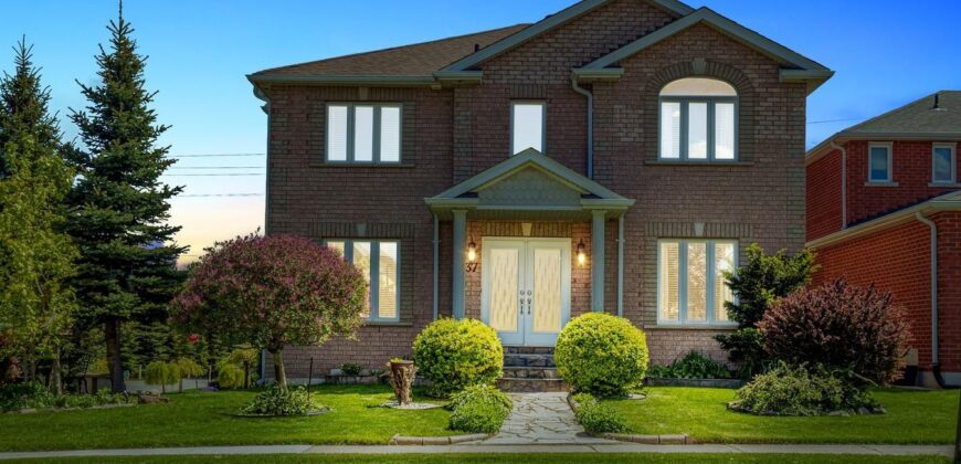 37 Saint Ave, Bradford, West Gwillimbury, Ontario, L3Z 3E6