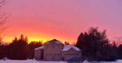 3 bedroom house Situated on 1 acre lot close to Orangeville
