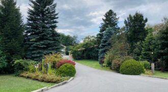 Luxury Custom Bungalow Nestled on 10.83 Private Acres