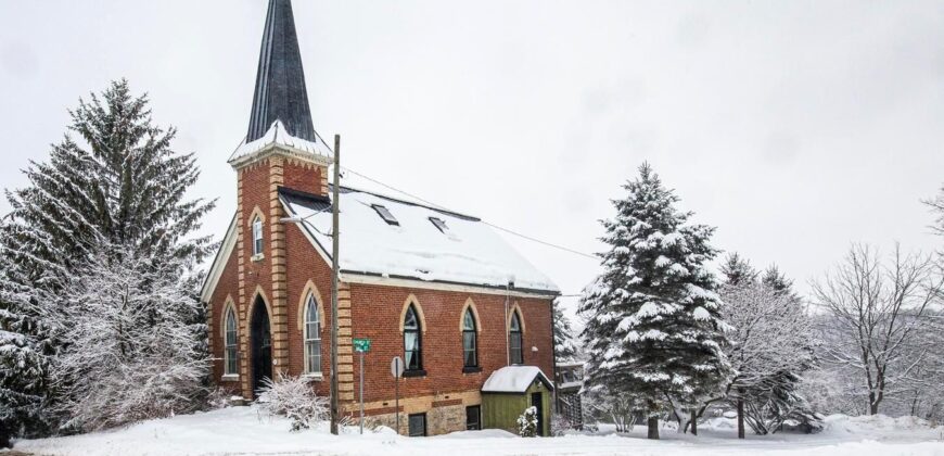 10 Mill St, Amaranth, Ontario, L9W 3Z3