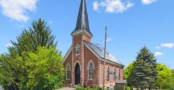 3+2 BEDS; 4 BATHS Detached house for sale