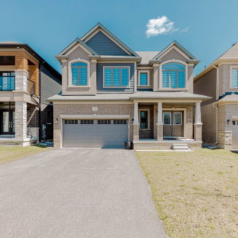 Detached 2-Storey House